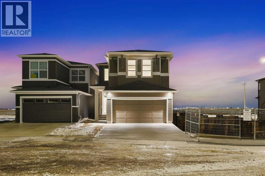 48 Herron Way NE