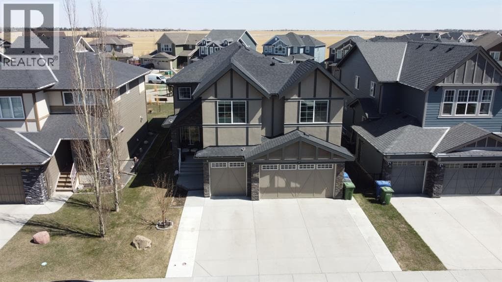 125 Kinniburgh Loop — photo 3