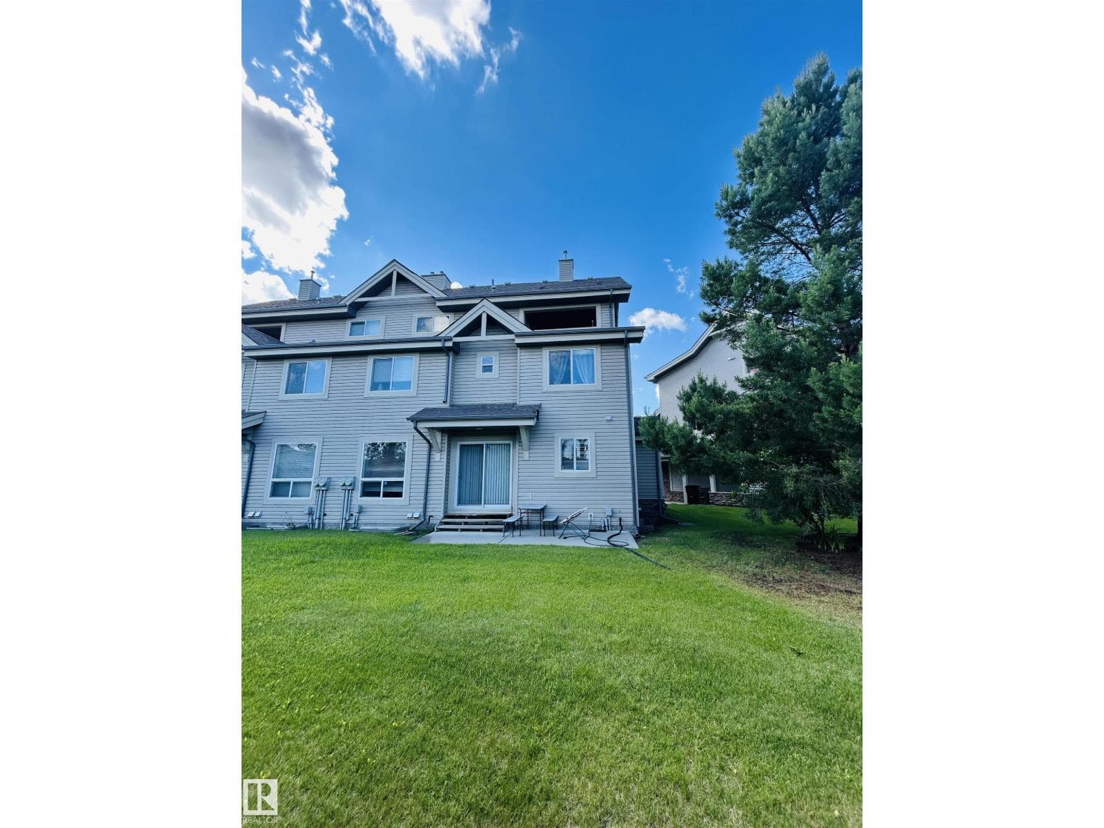 #89 12050 17 AV SW — photo 4