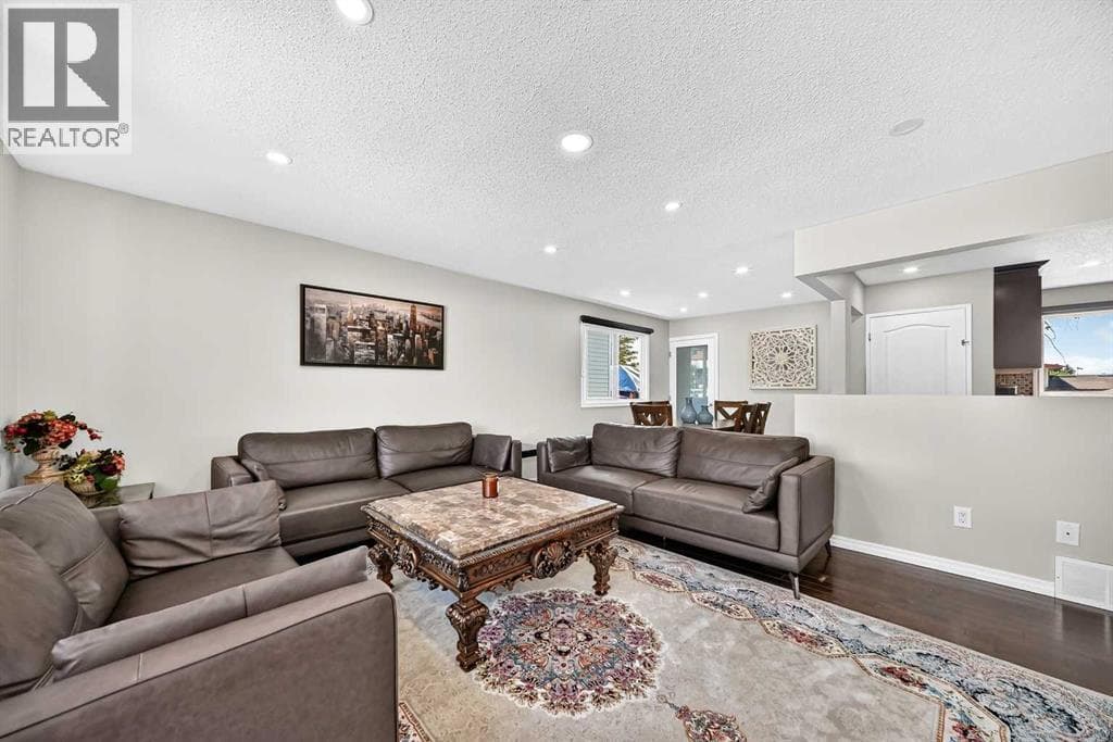 239 Rundleridge Drive NE — photo 5