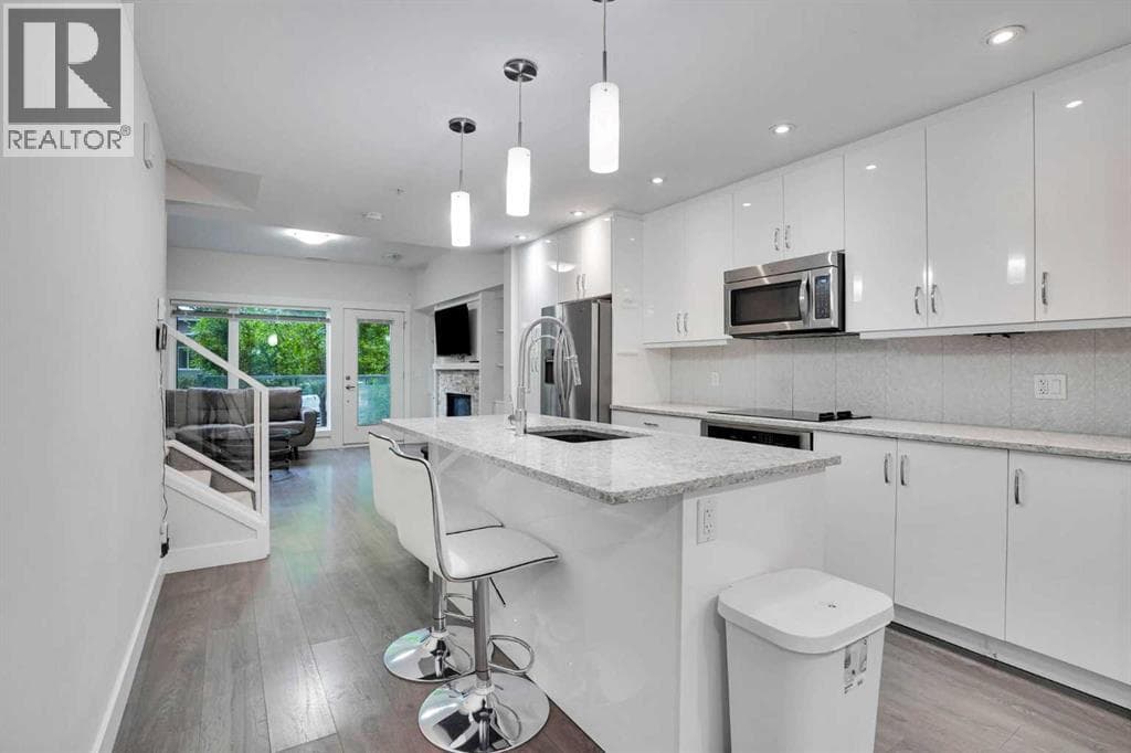 3 bed 3 bath single family at 207, 20 Brentwood Common NW — $650,000 — photo 8