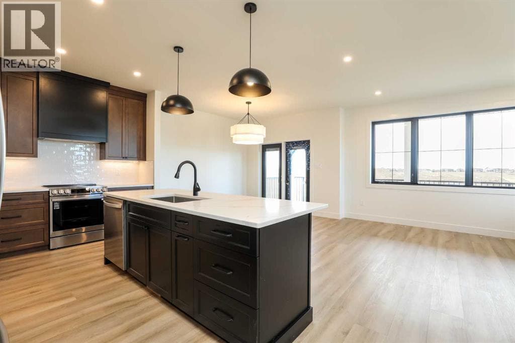 570 Malahat Green W — photo 5