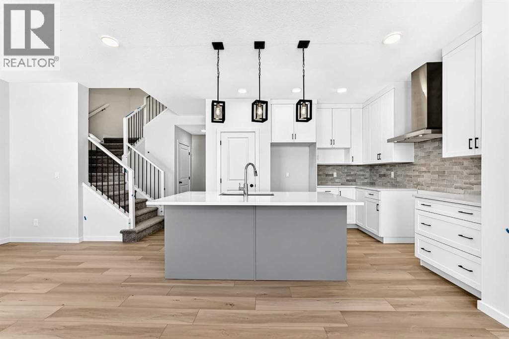 4 bed 3 bath single family at 18 Osprey Hill Bay SW — $879,900 — photo 10