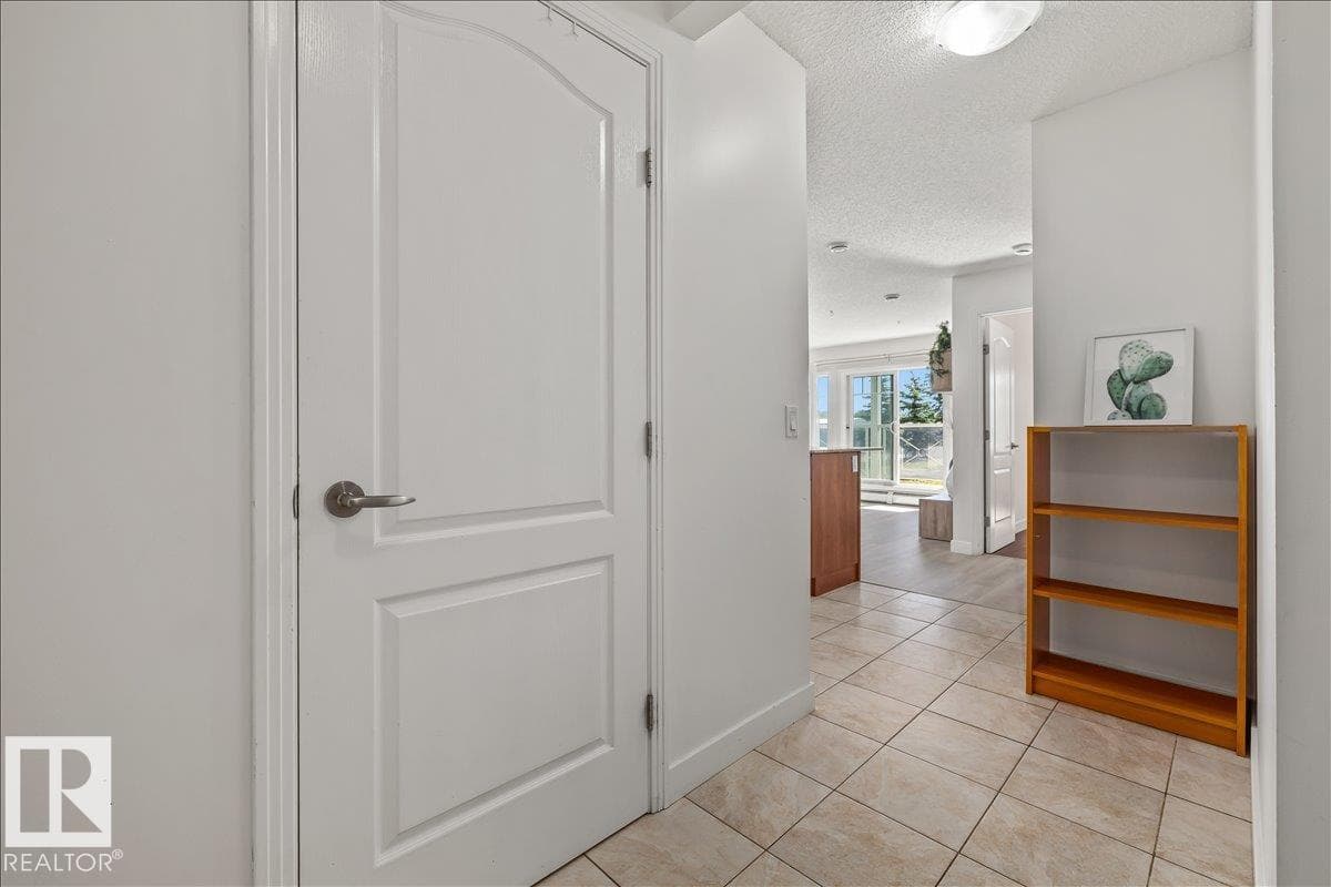 #114 12650 142 AV NW — photo 3