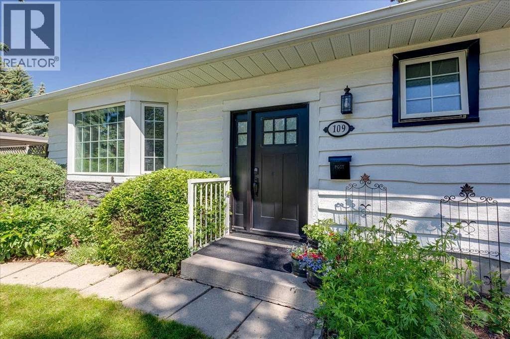 109 Selkirk Boulevard — photo 3