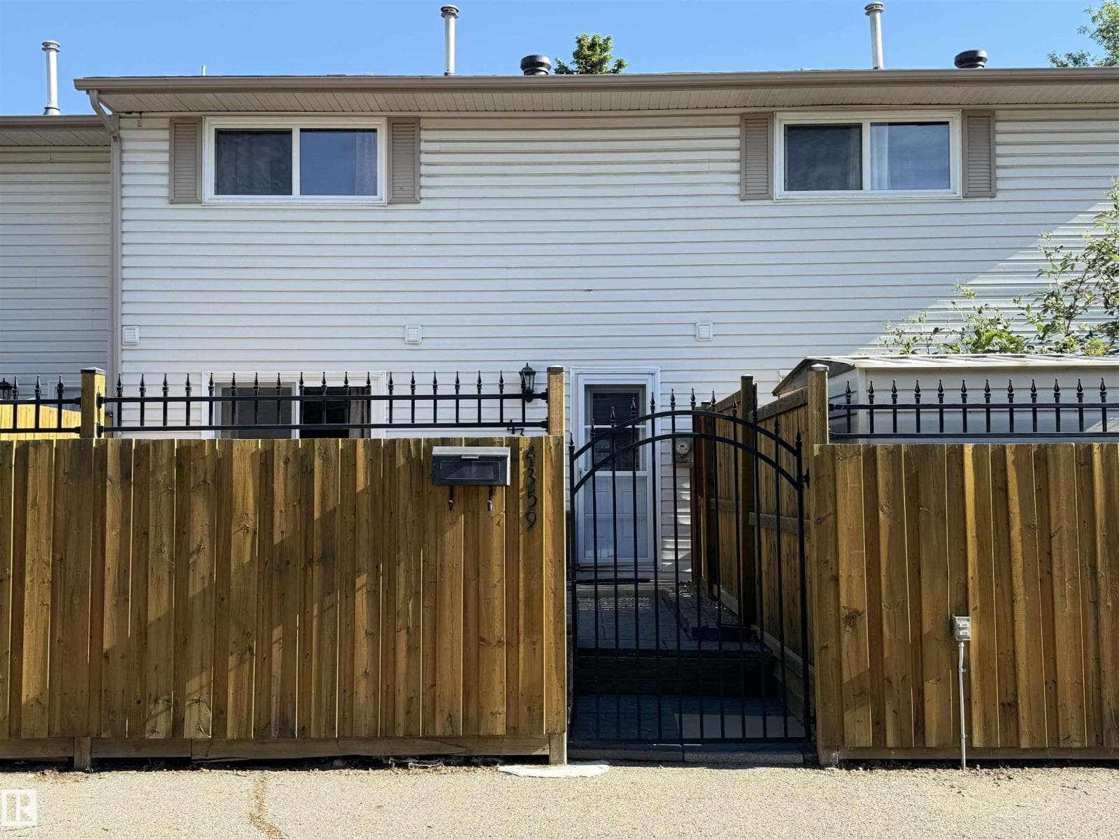 4359 46 ST