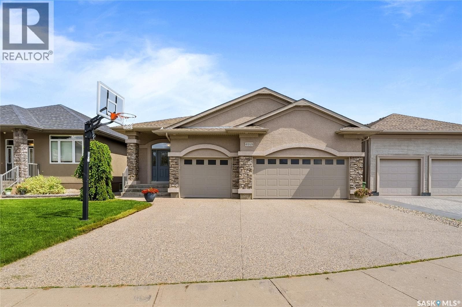 4559 Cudmore CRESCENT