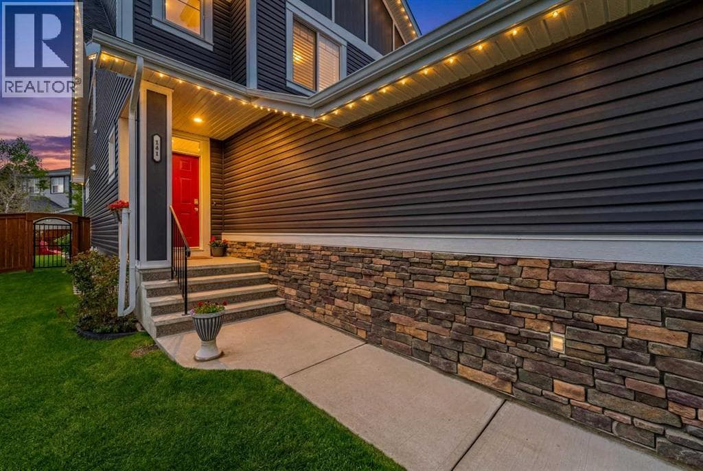 141 Copperpond Bay SE — photo 2