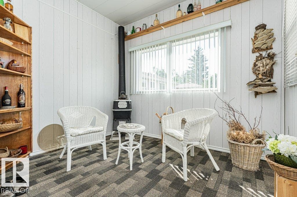 4 JUBILEE DR — photo 3