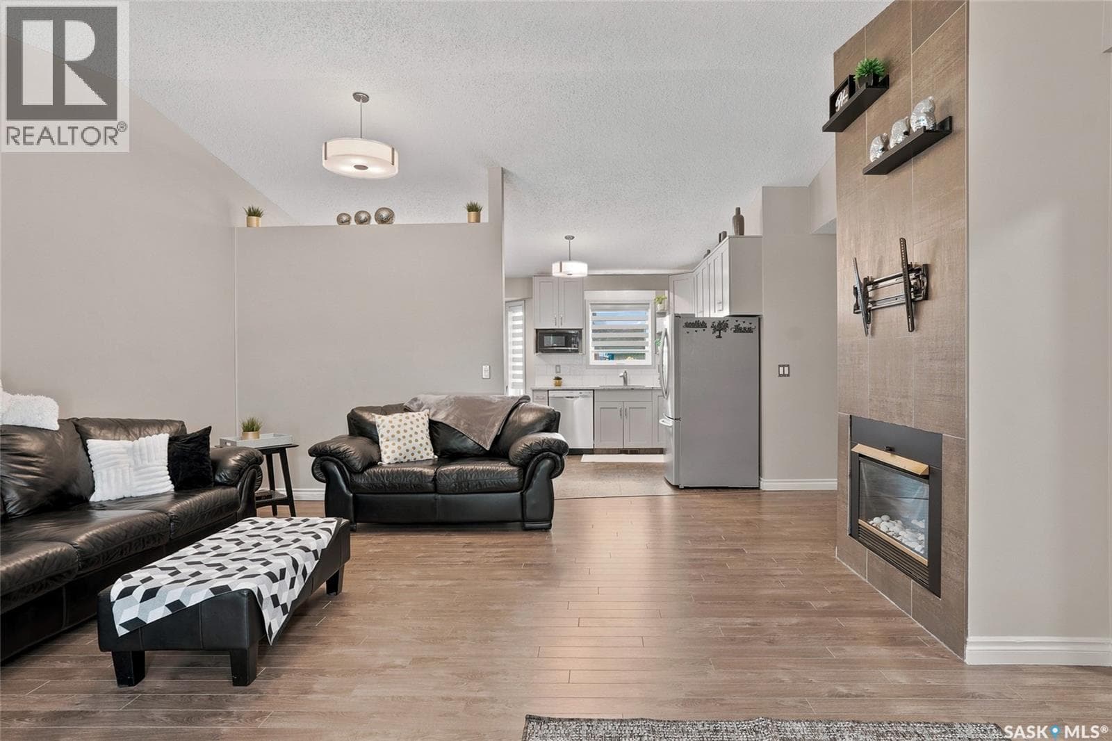103 Bornstein CRESCENT — photo 4