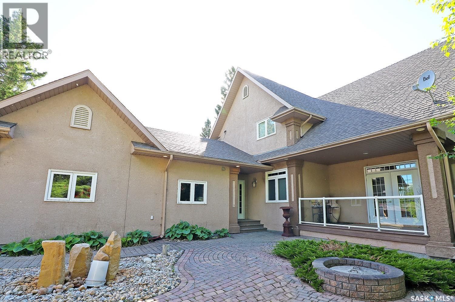 305 Jubilee DRIVE — photo 3