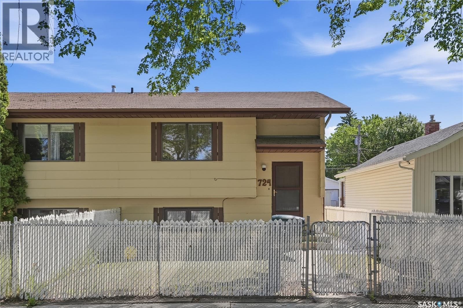 724 M AVENUE S — photo 4