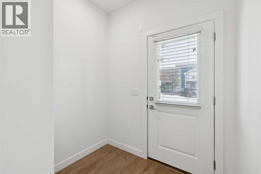 402, 669 Savanna Boulevard NE — photo 3