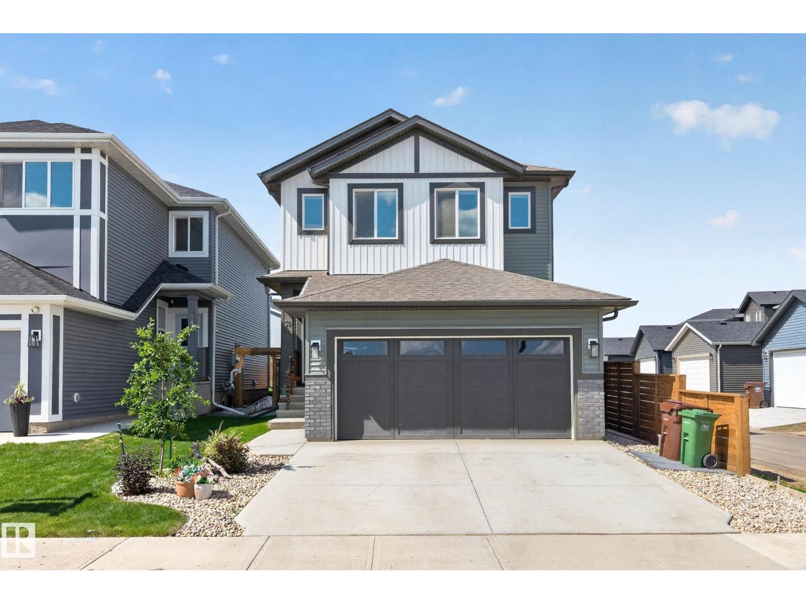 30 ROSEWOOD WY