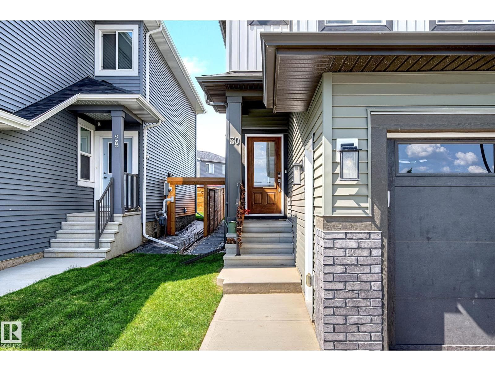 30 ROSEWOOD WY — photo 3