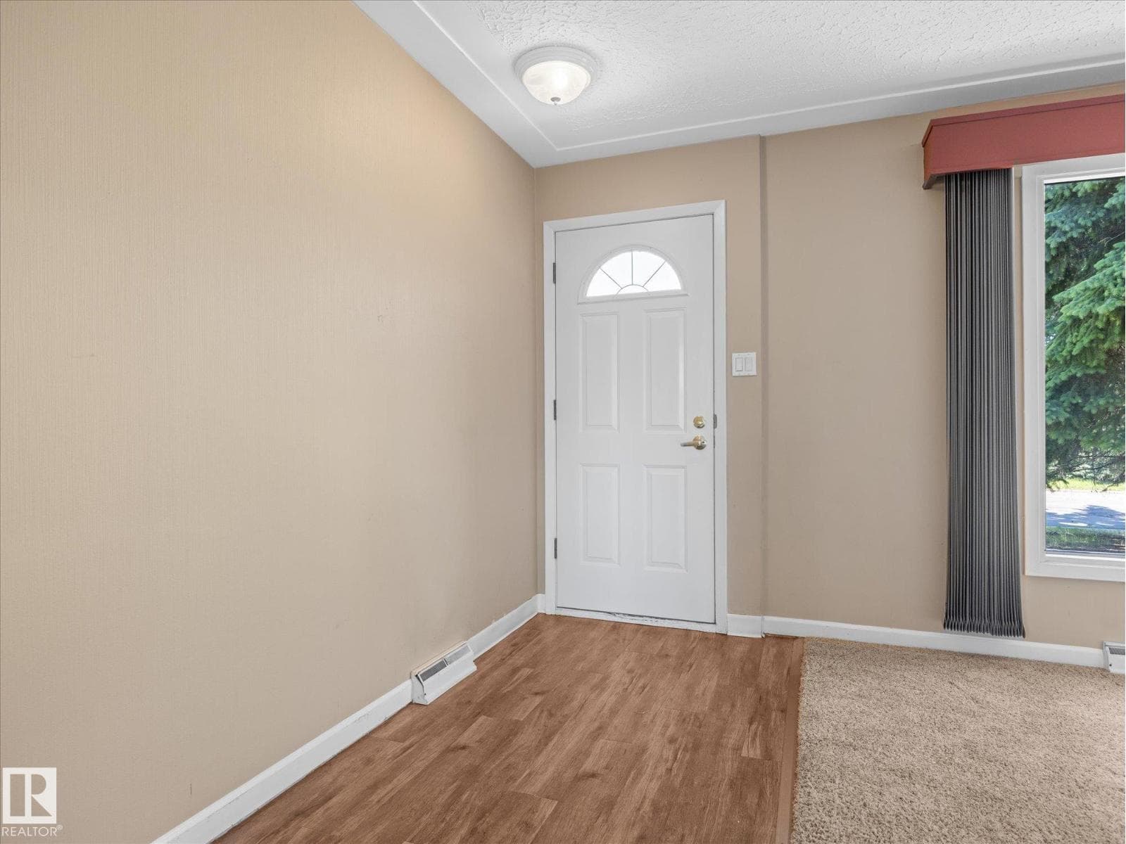 13623 136A AV NW — photo 5