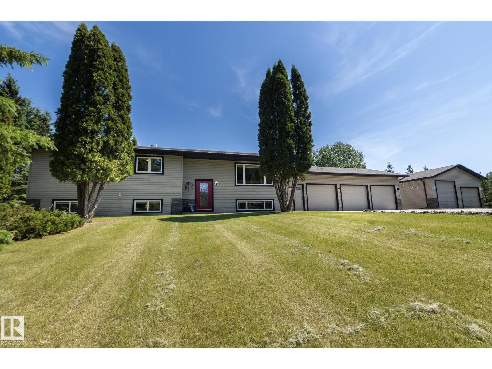 #40 2022 PARKLAND DR — photo 2