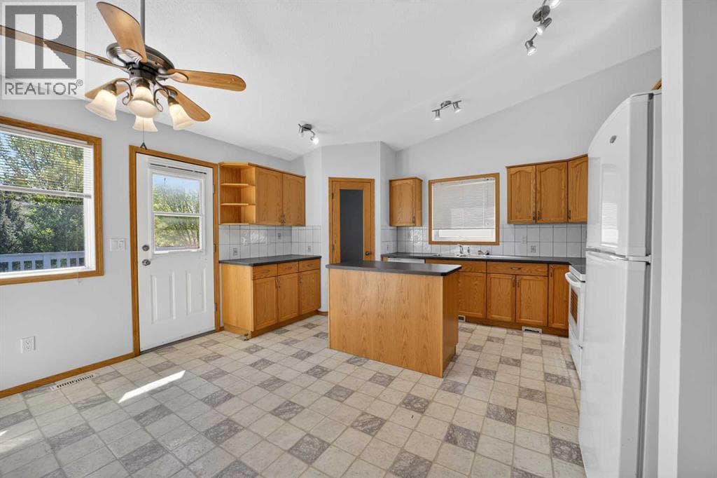 4 Westridge Drive — photo 5