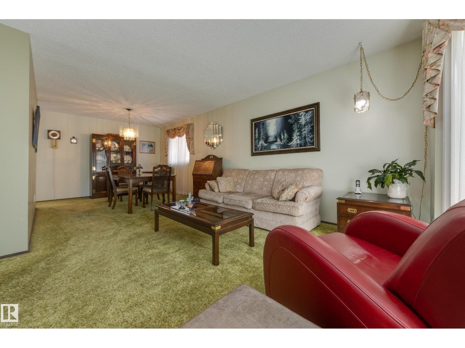 18508 92 AV NW — photo 5