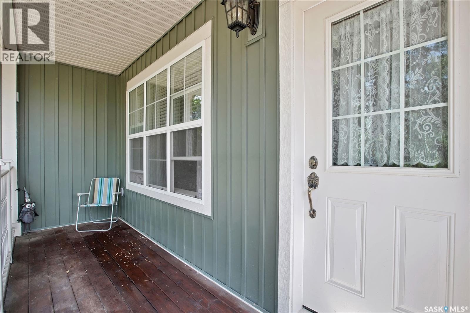 514 railway STREET E — photo 2