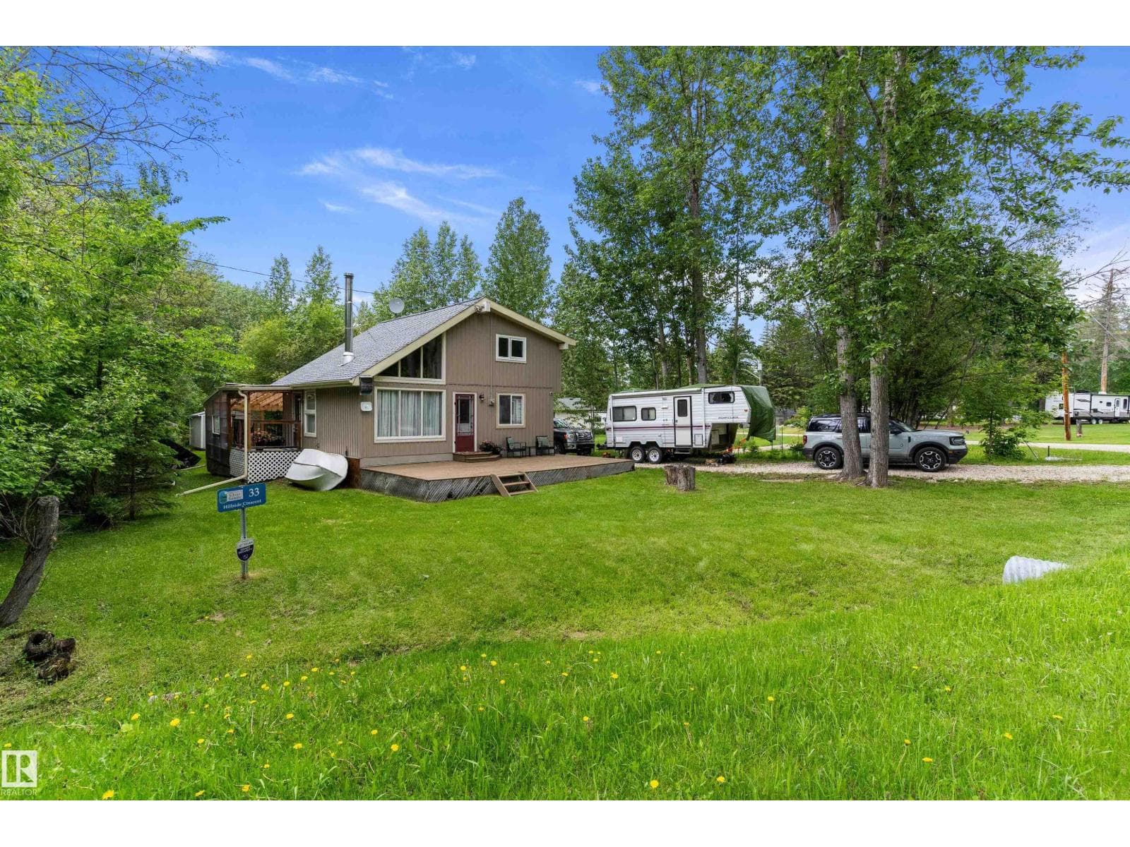 33 Hillside CR — photo 4