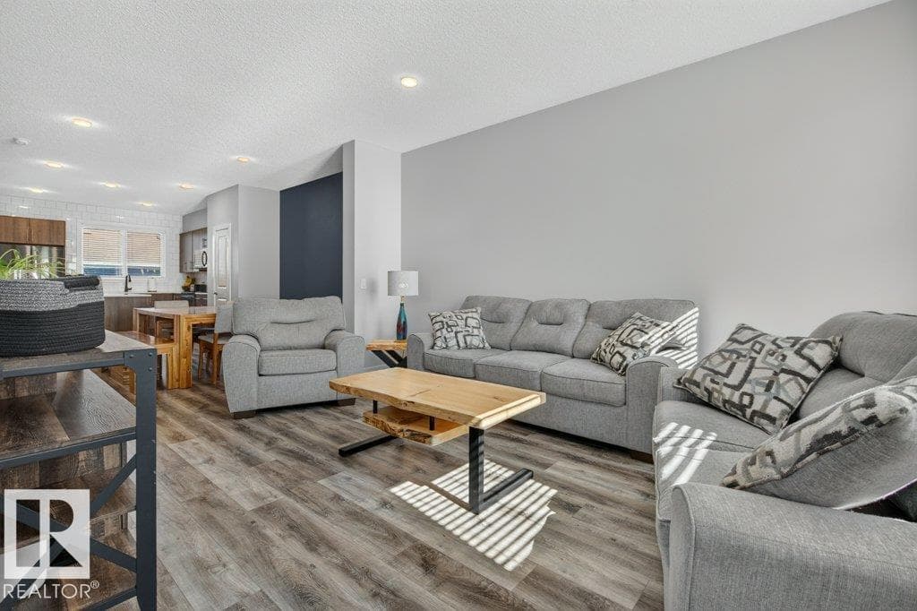 2116 Maple RD NW — photo 3