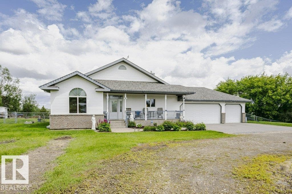 #18 56019 RGE ROAD 230