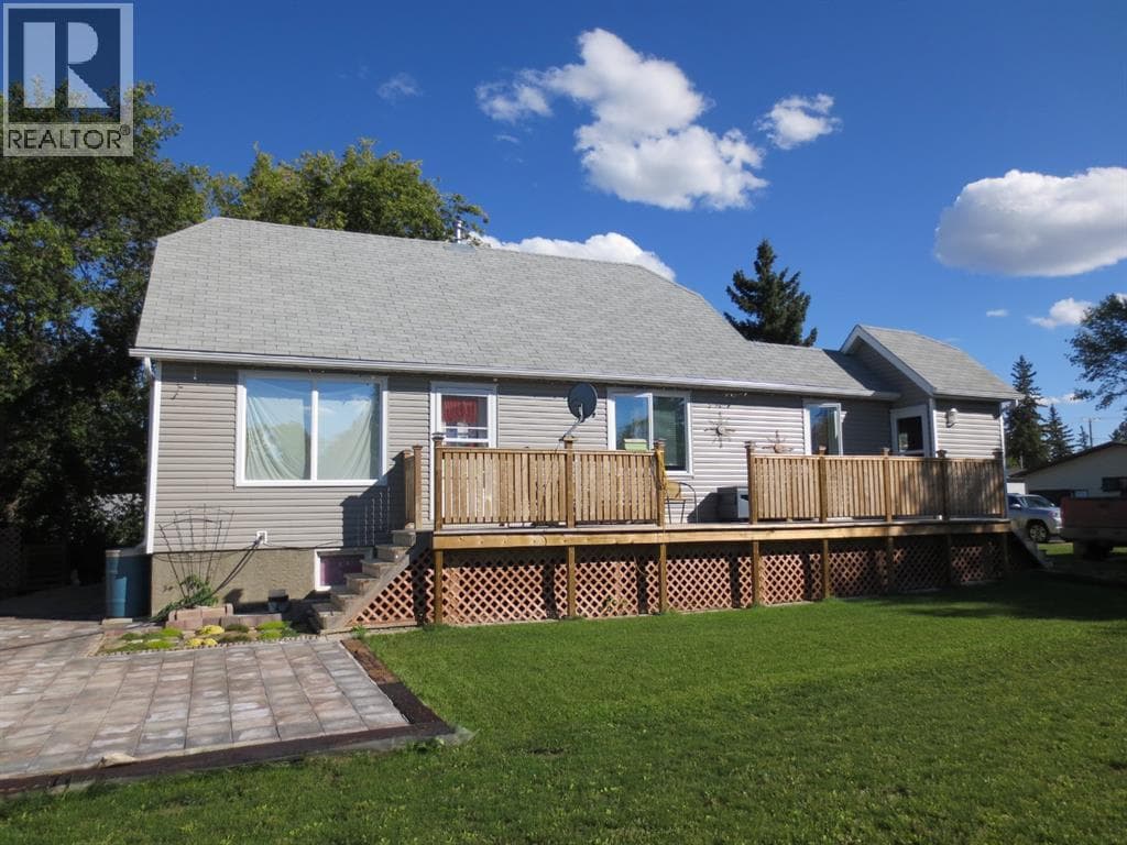 214 2nd Avenue W