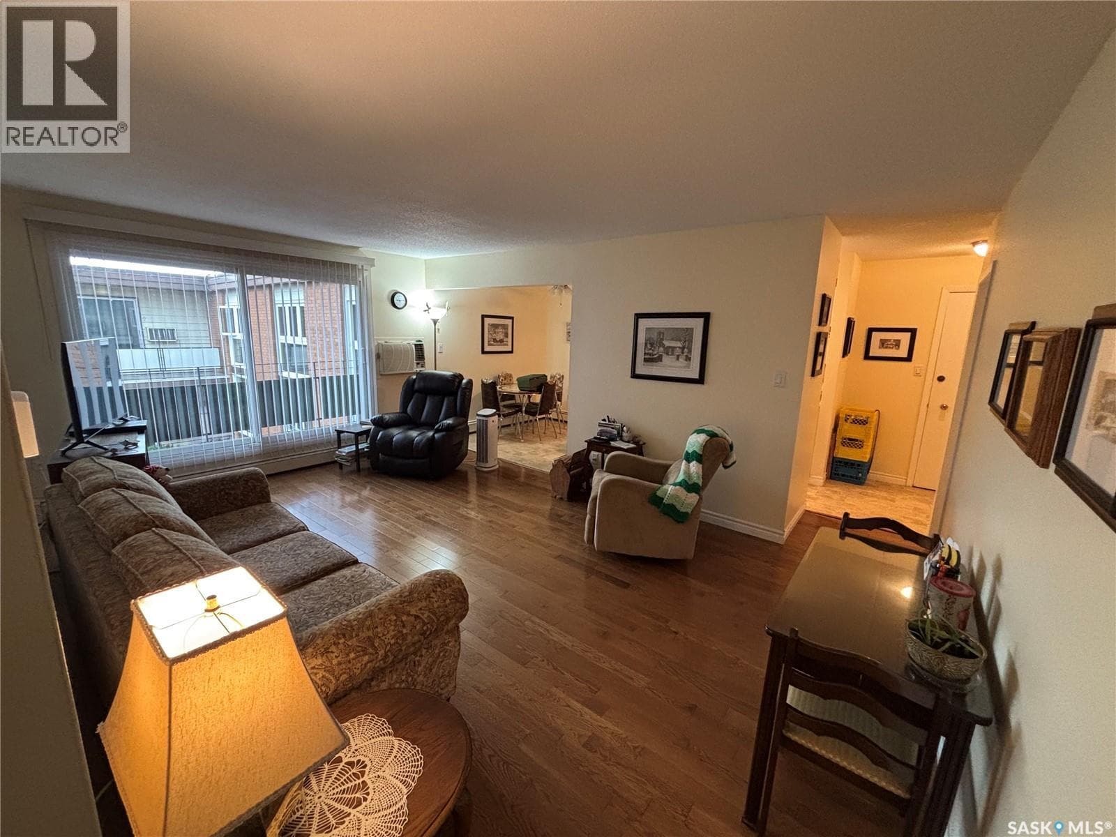 13 26 Shaw STREET — photo 3