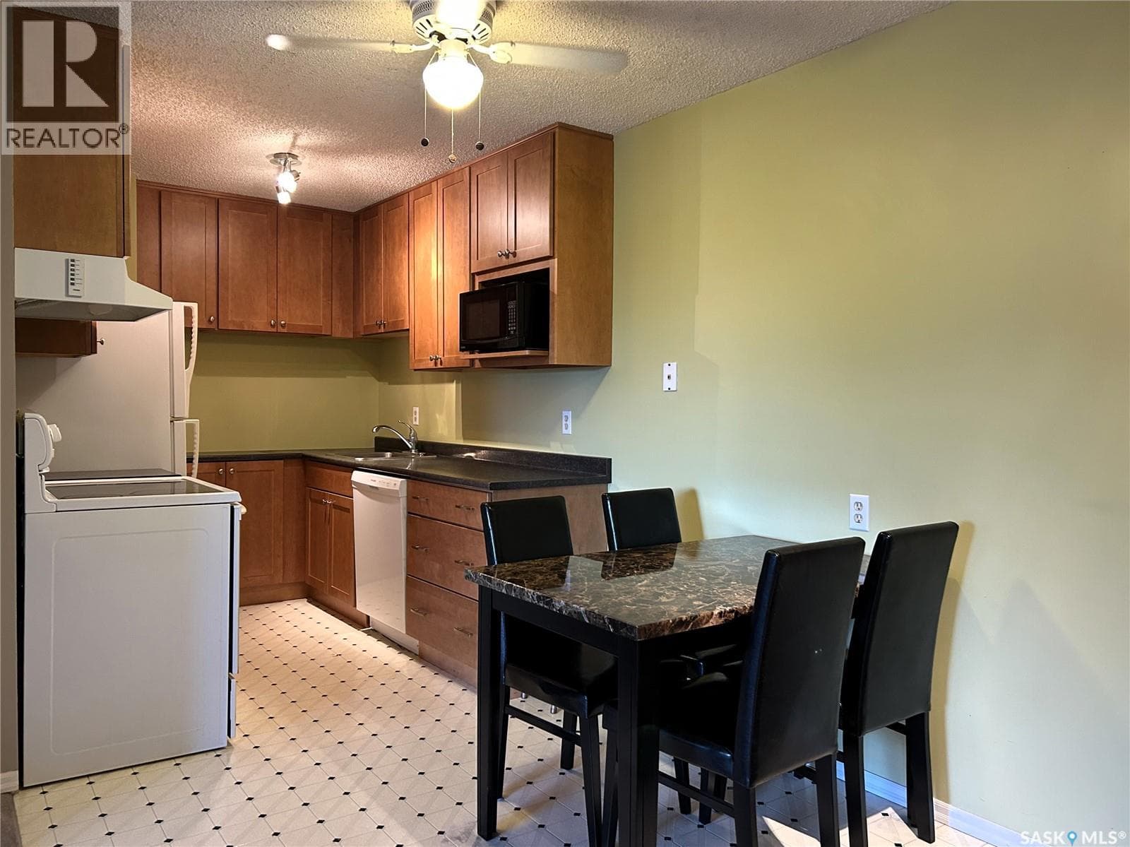 310 403 Tait COURT — photo 5