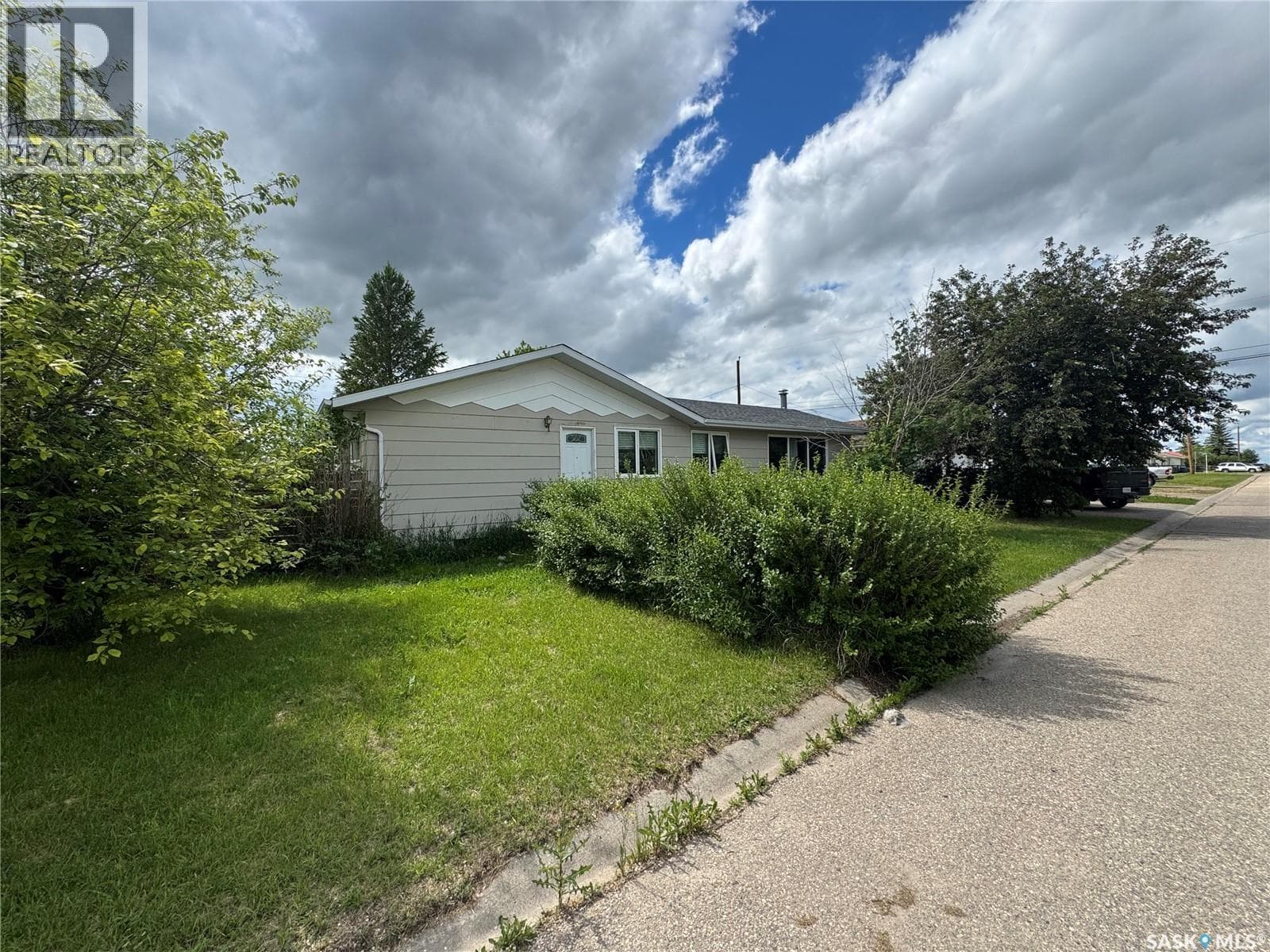 106 Downey STREET