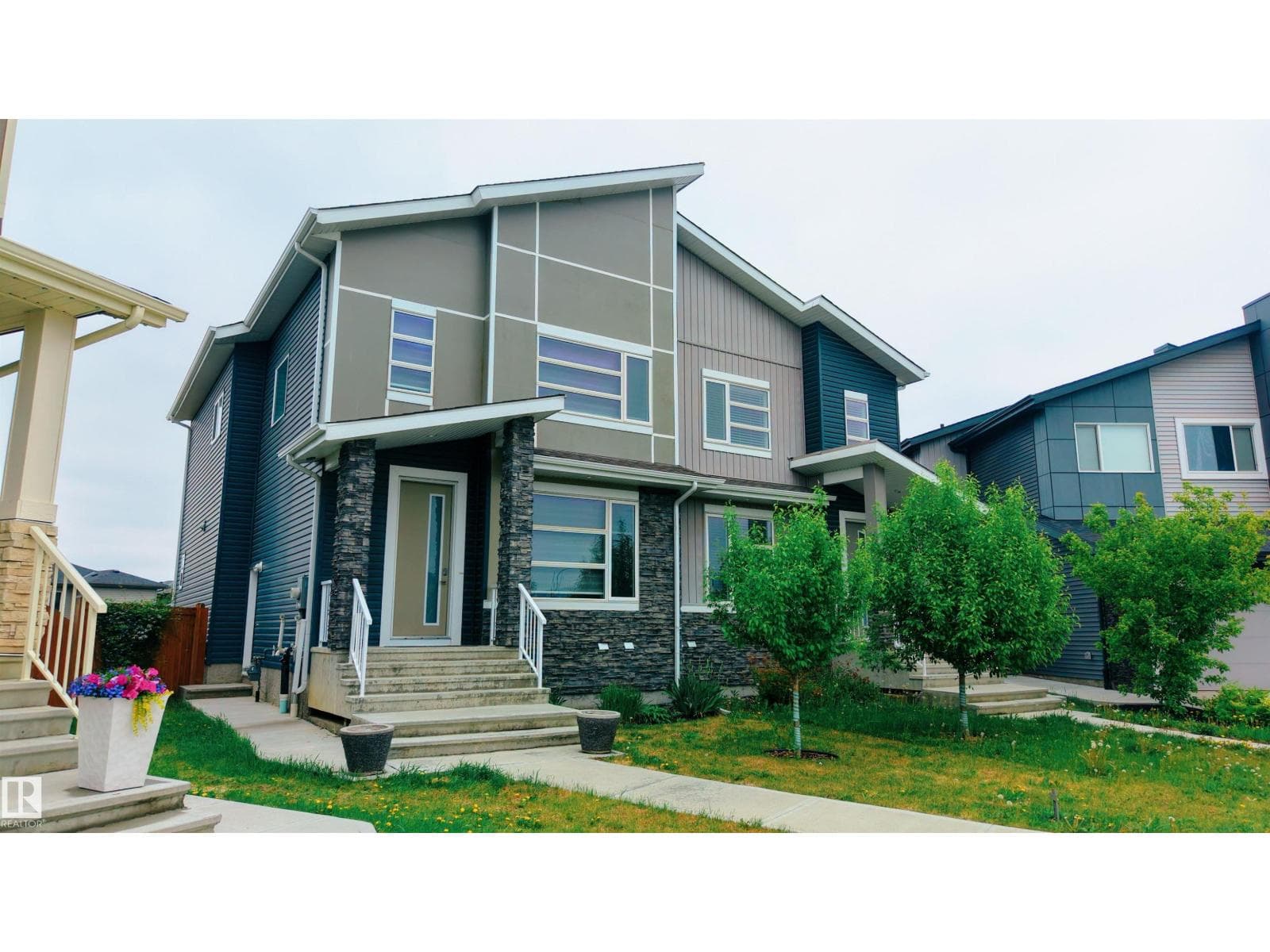 9338 PEAR LI SW