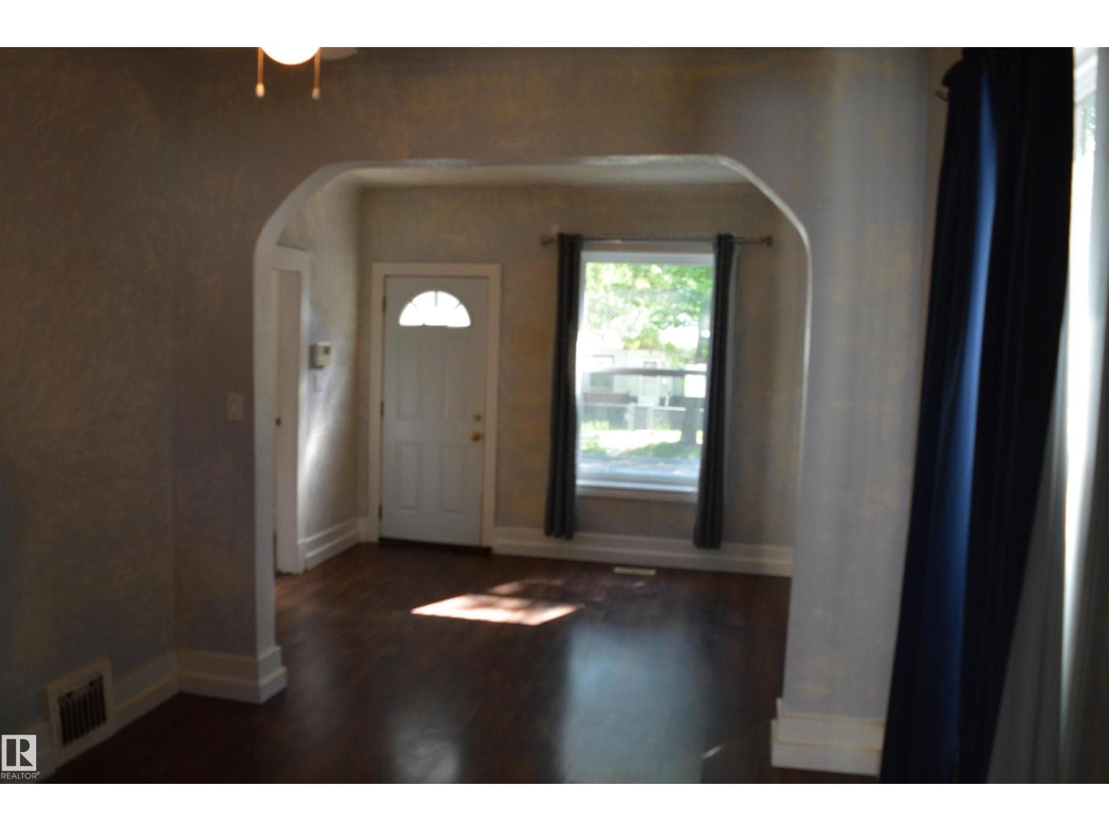11920 78 ST NW — photo 4