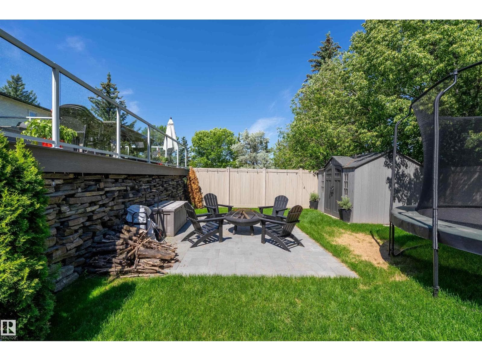 4 Wentworth CR — photo 3