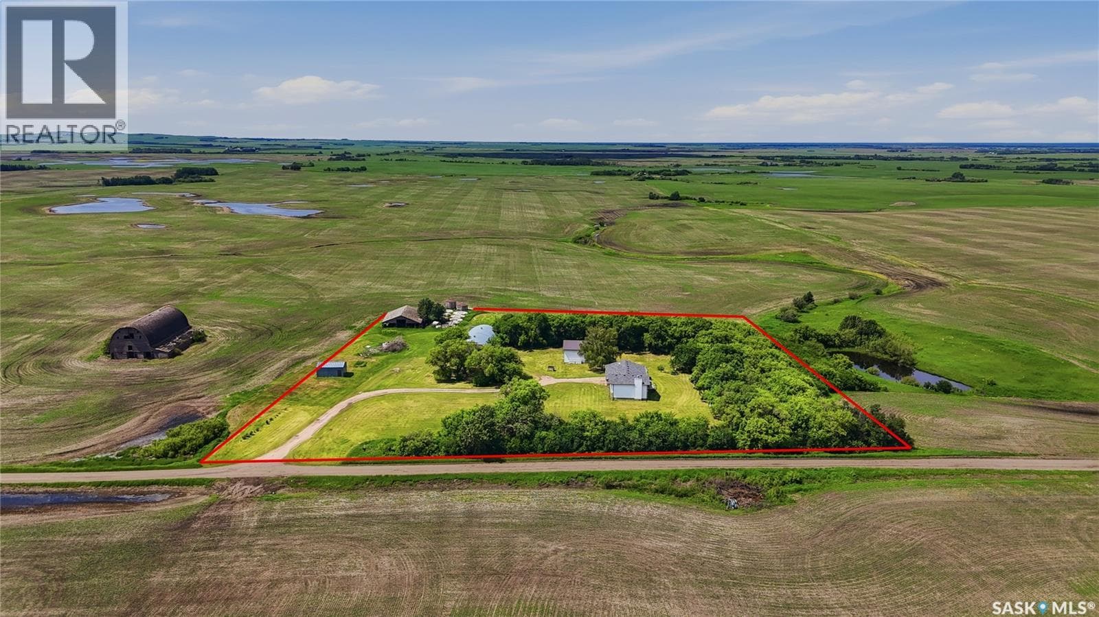 Domremy Acreage — photo 3
