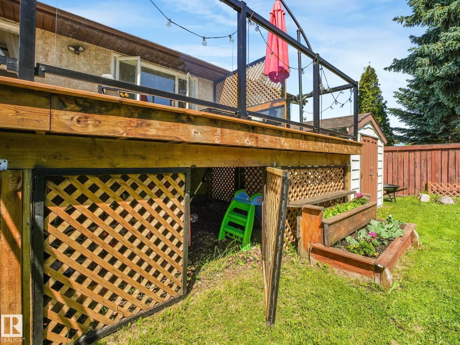 2035 49A ST NW — photo 5