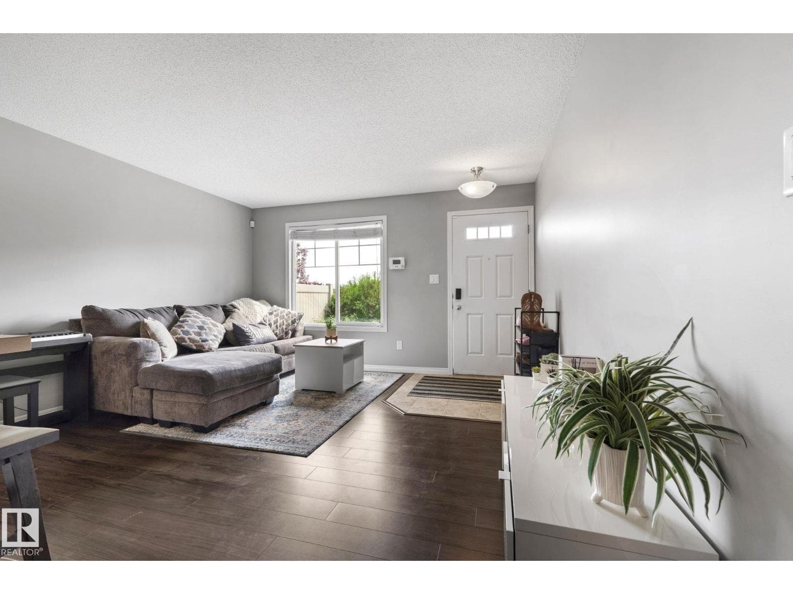 #8 1030 CHAPPELLE BV SW — photo 3