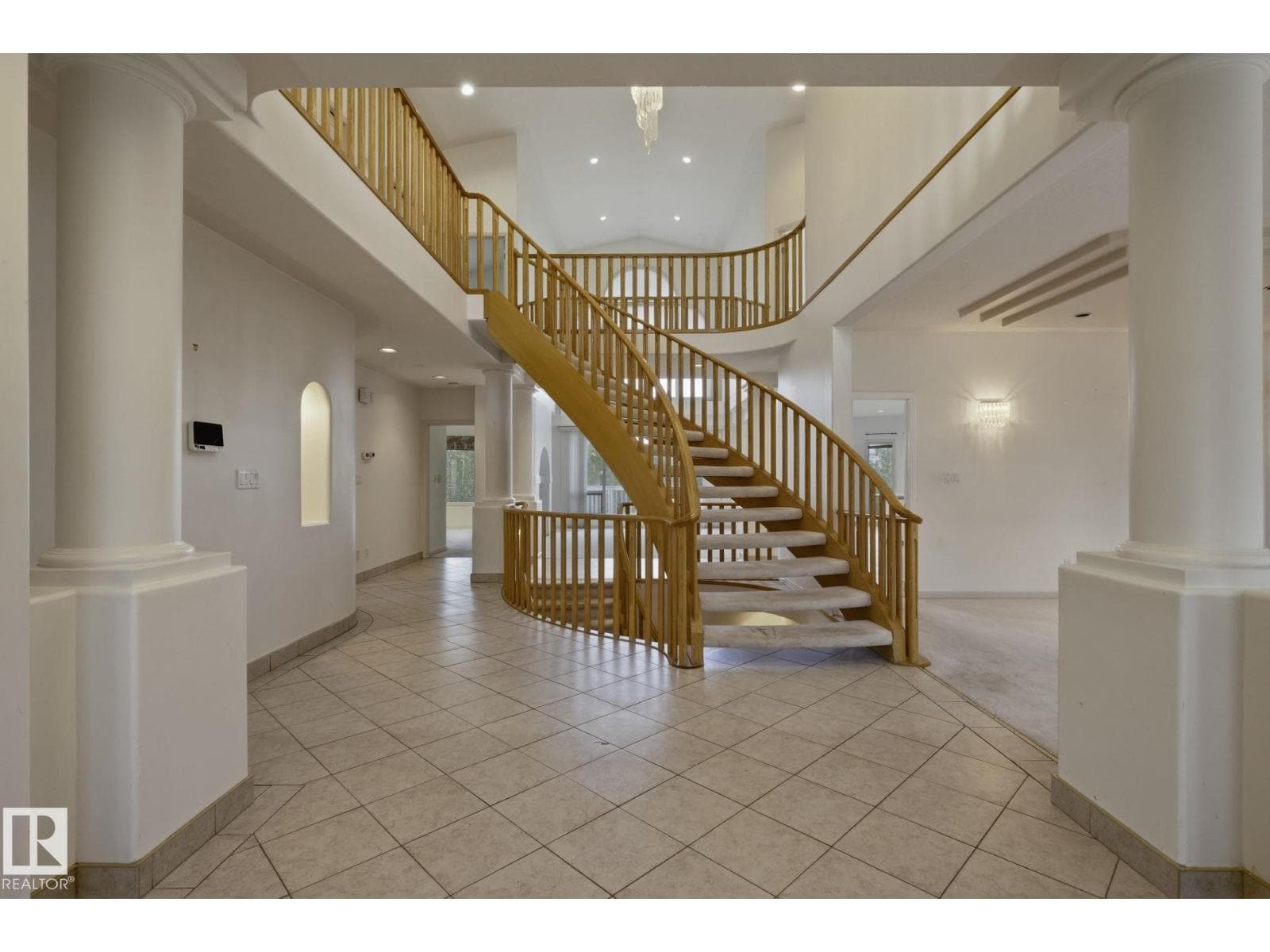 154 OSLAND DR NW — photo 3