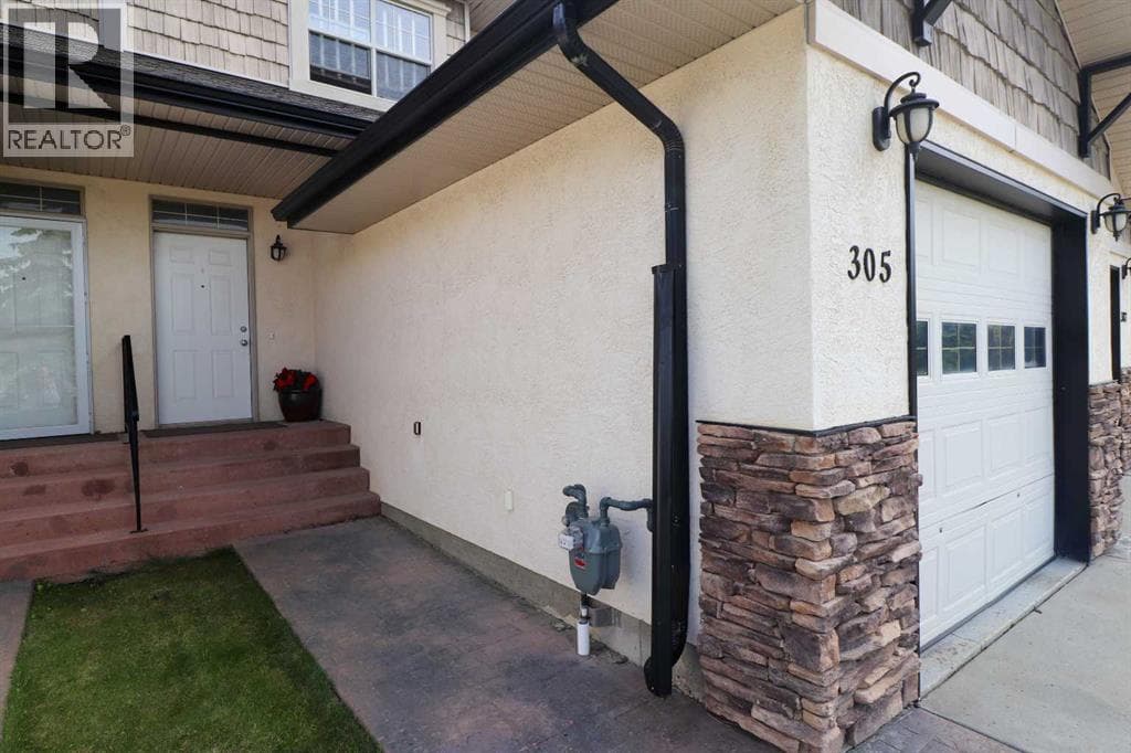 305 Addington Drive — photo 5