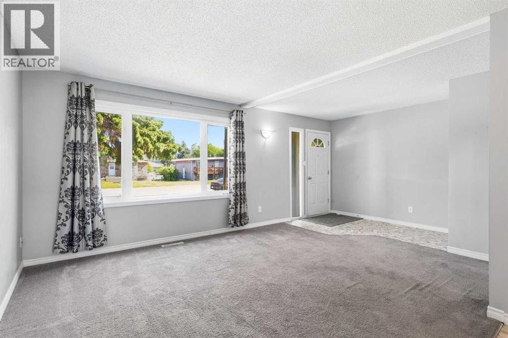 213, 5831 57 Street — photo 5