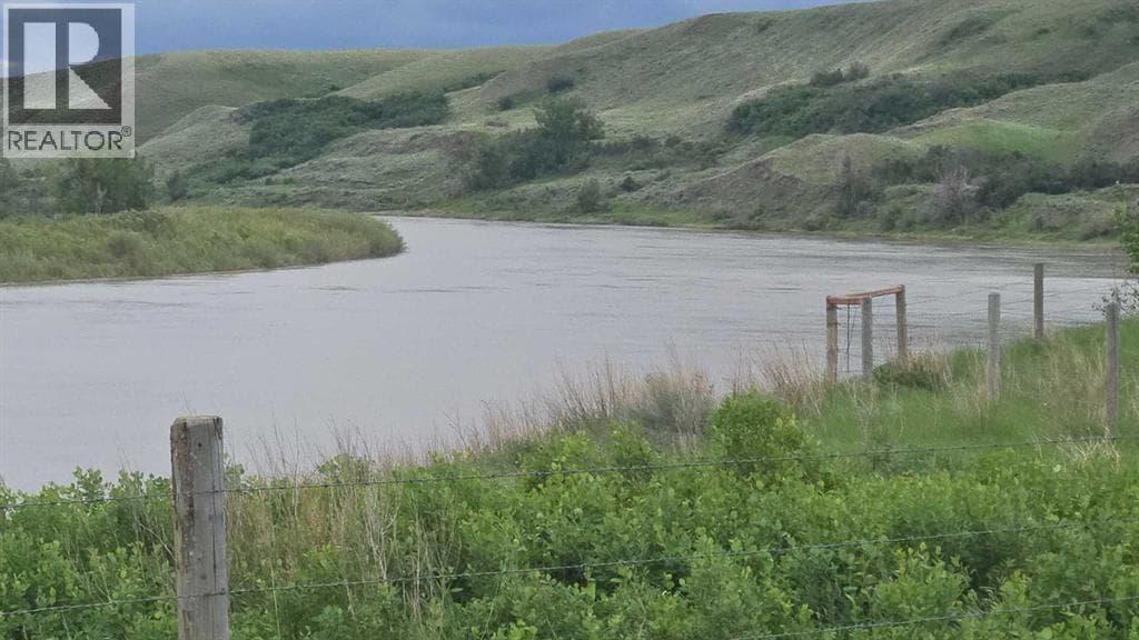 Hwy 524 — photo 4