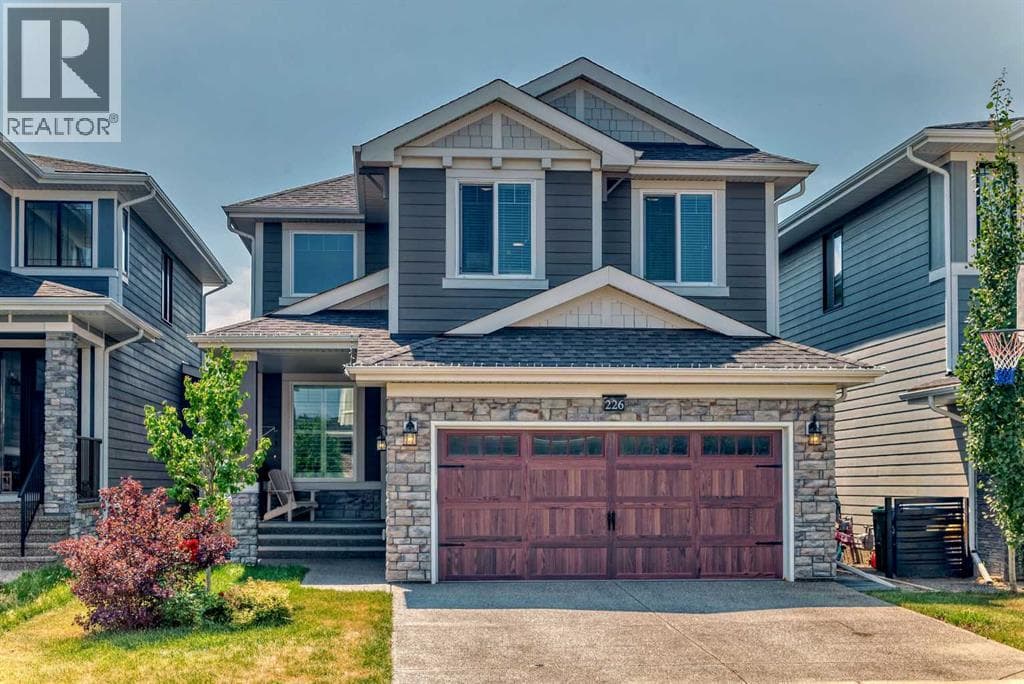 226 West Grove Point SW