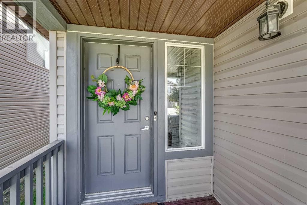 63 Everglen Rise SW — photo 4