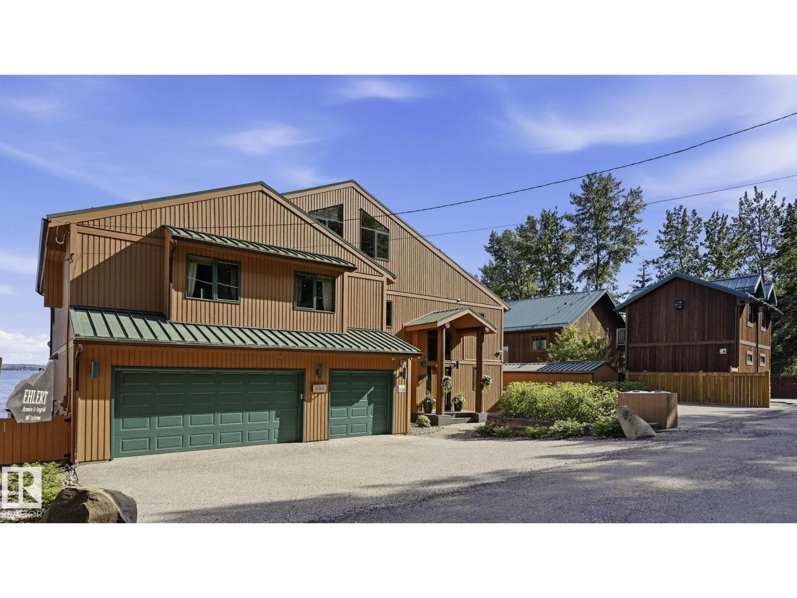 1067 1 AV — photo 3