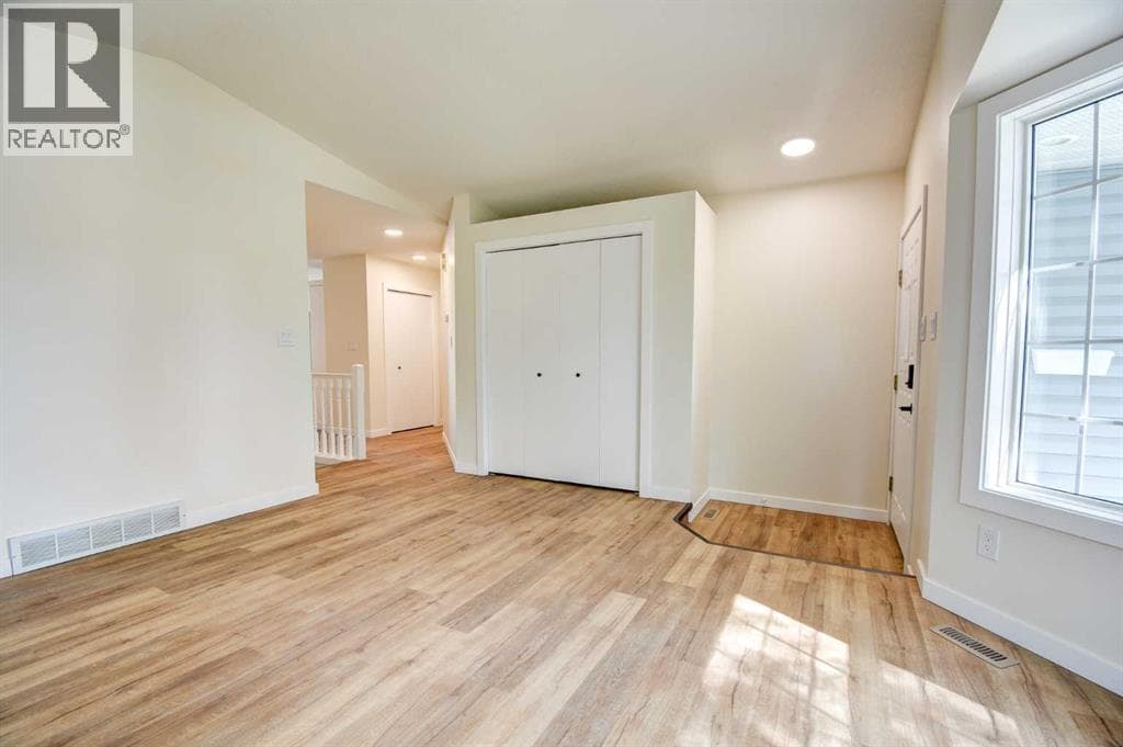 82 Excell Street — photo 5