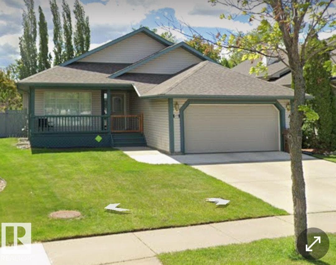 49 HERITAGE DR