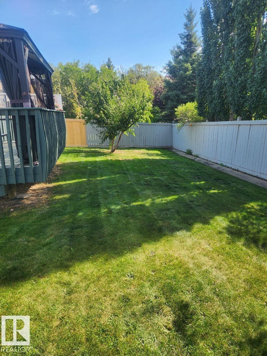 49 HERITAGE DR — photo 2