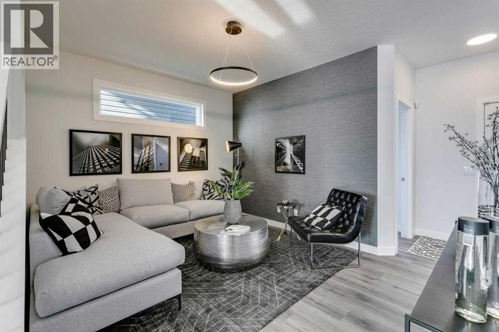 148 Snowberry Common SE — photo 2