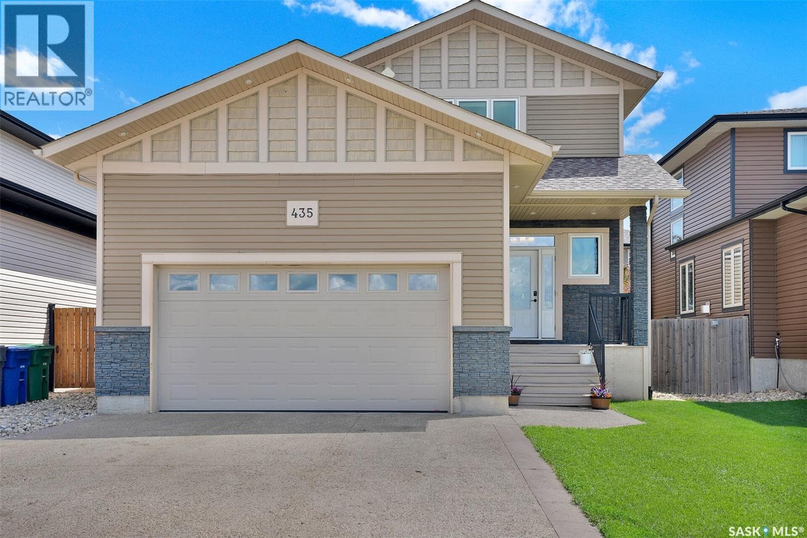 435 Terra Nova DRIVE — photo 4