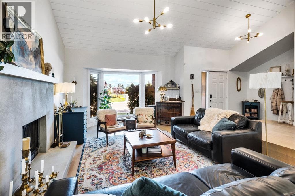 5 bed 5 bath single family at 2021 112A Street — $825,000 — photo 6